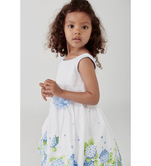 Boboli suknelė 704146. Spalva balta su mėlynomis gėlytėmis